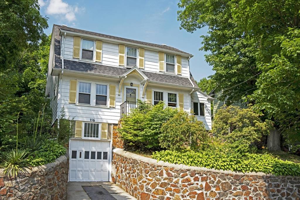 116 Boardman Ave, Melrose, MA 02176