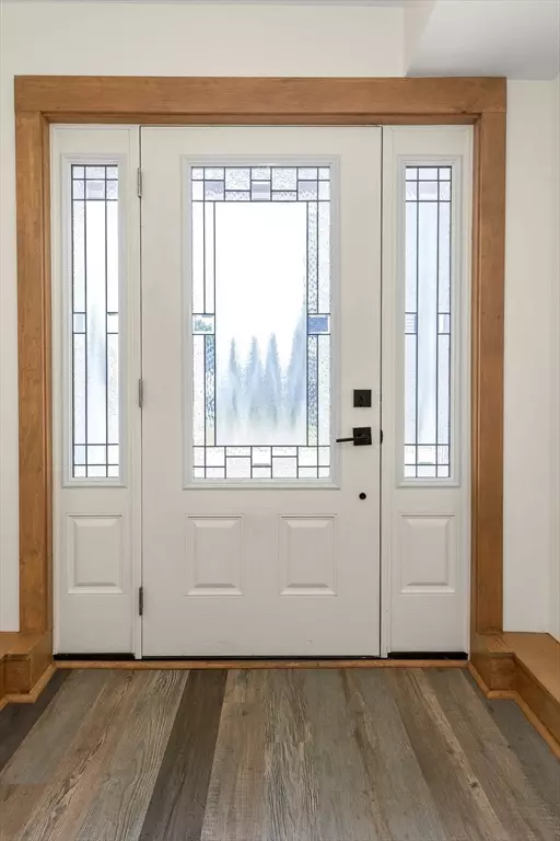 Ipswich, MA 01938,128 High St. #3