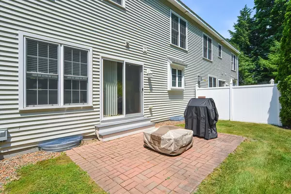 Grafton, MA 01519,61 Providence Road #2