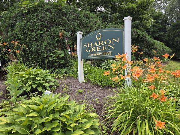 Sharon, MA 02067,23 Bayberry Drive #4