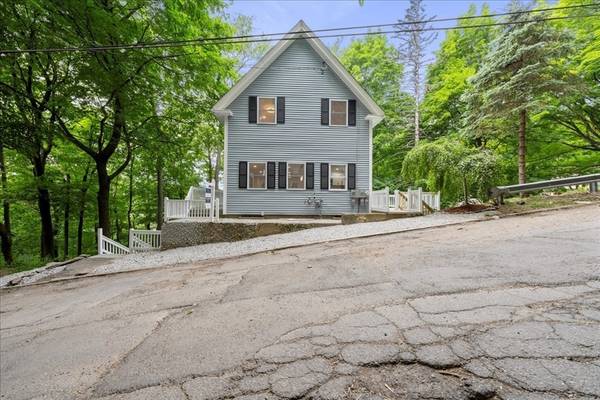 Fitchburg, MA 01420,48 Garnet St