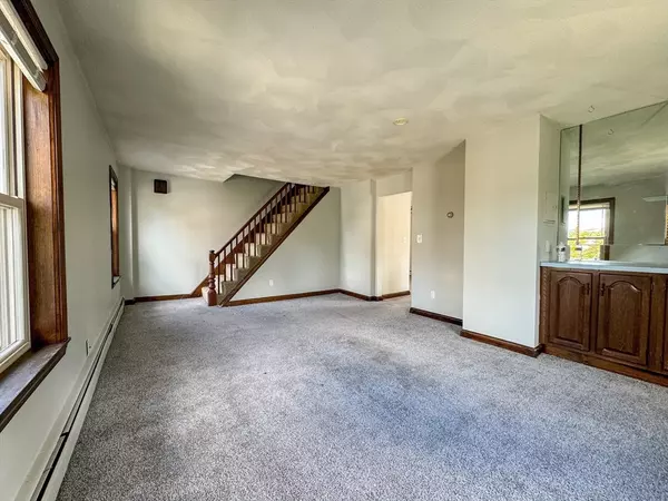 Wakefield, MA 01880,26 Otis St