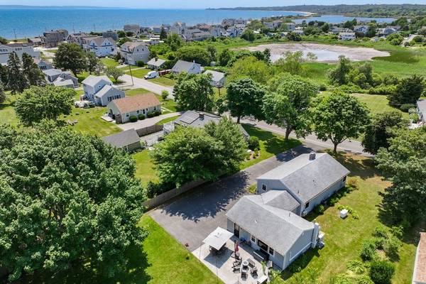 300 Walker St, Falmouth, MA 02540