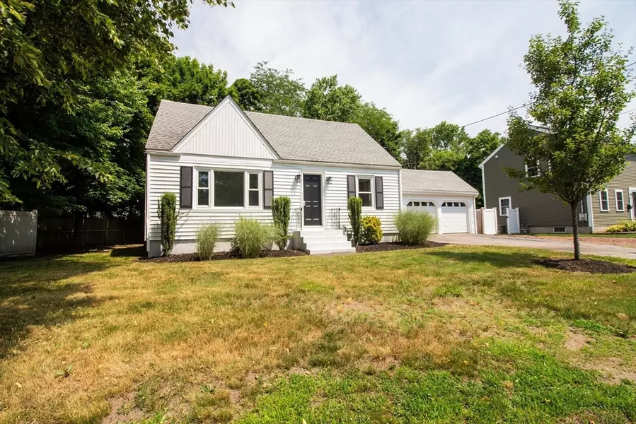 31 Harriet Rd, Abington, MA 02351