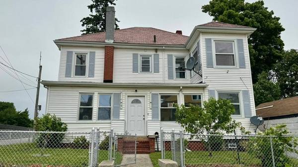 142 Mount Pleasant St, New Bedford, MA 02740