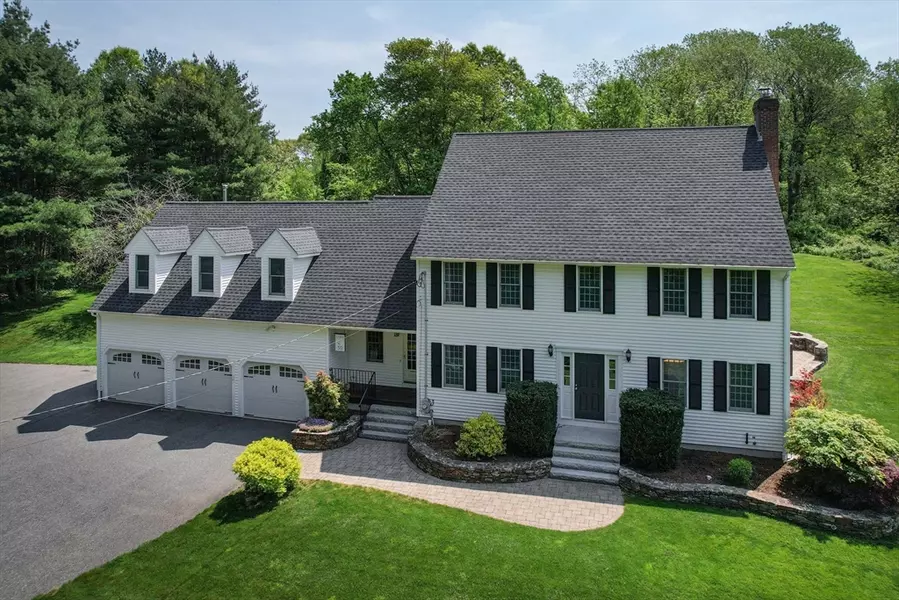 50 Carroll Rd, Grafton, MA 01536