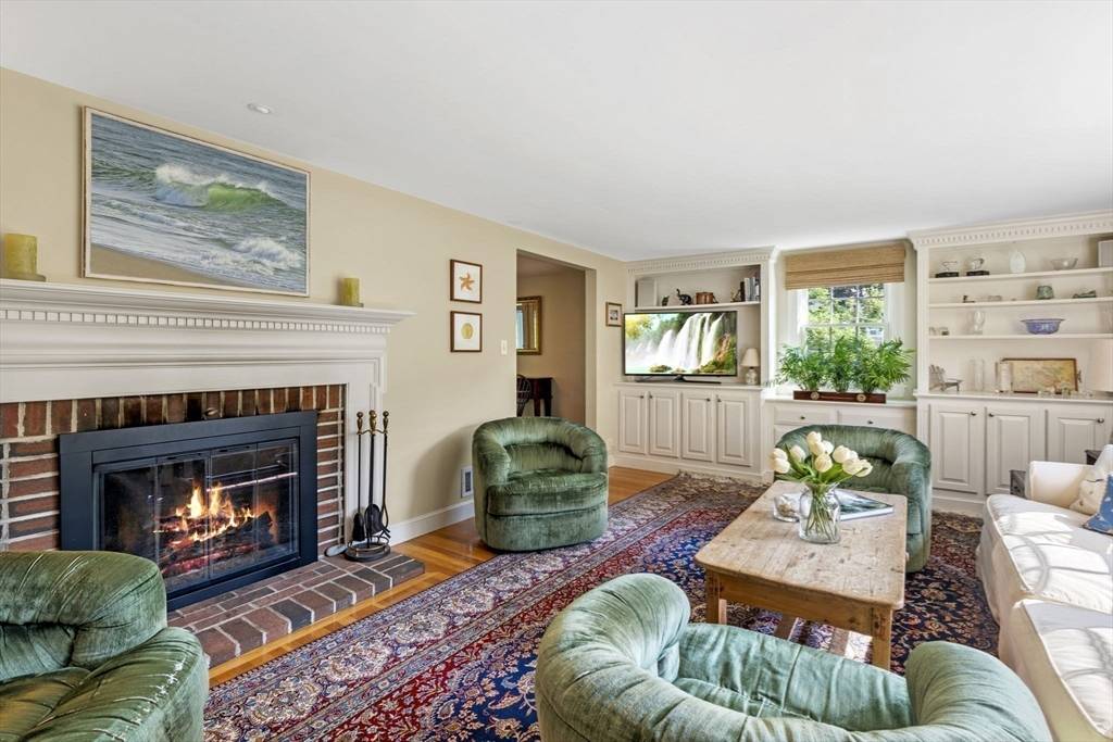 Marblehead, MA 01945,233 Atlantic Avenue