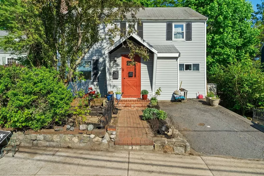 34 Wayburn Rd, Boston, MA 02130