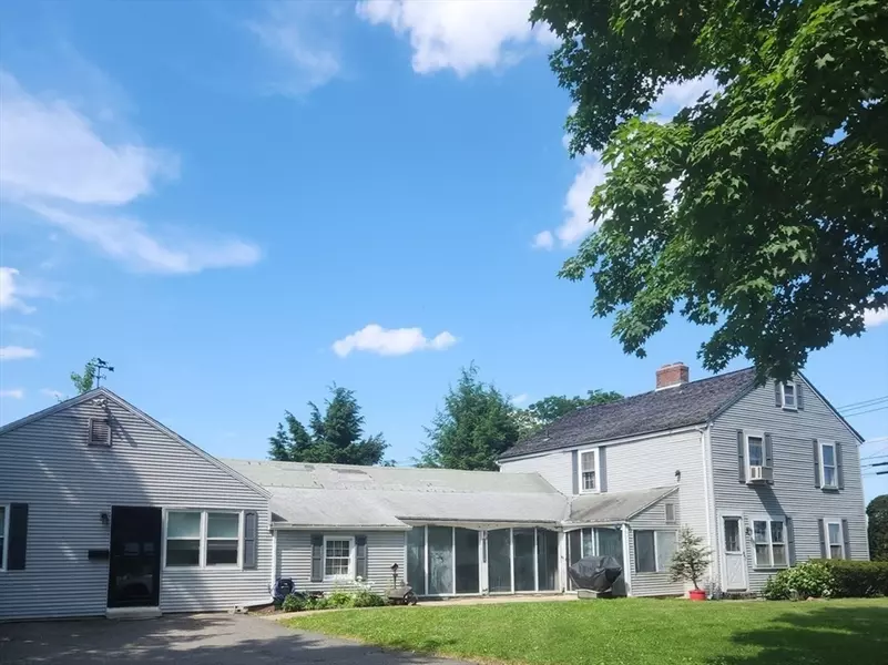 717 College Highway, Southwick, MA 01077