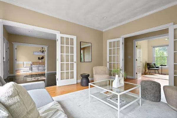 Middleton, MA 01949,1 Emerson Ln