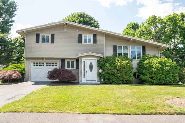 1 Stuart Rd, Peabody, MA 01960