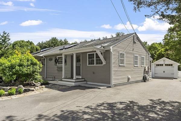 15 Biscayne St, Leominster, MA 01453