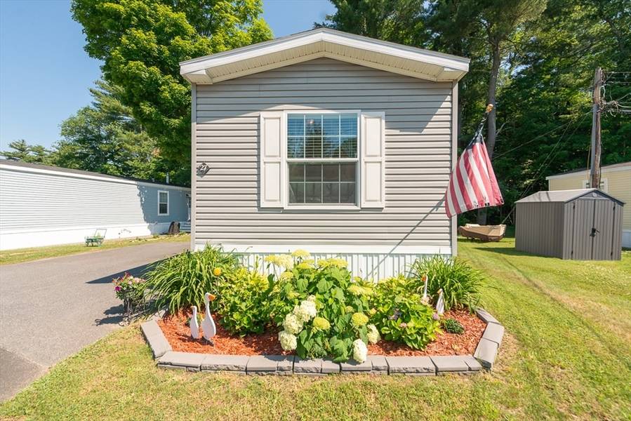 6 Mason St #27, Pepperell, MA 01463