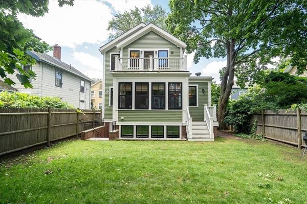 2 Percy Place, Cambridge, MA 02139