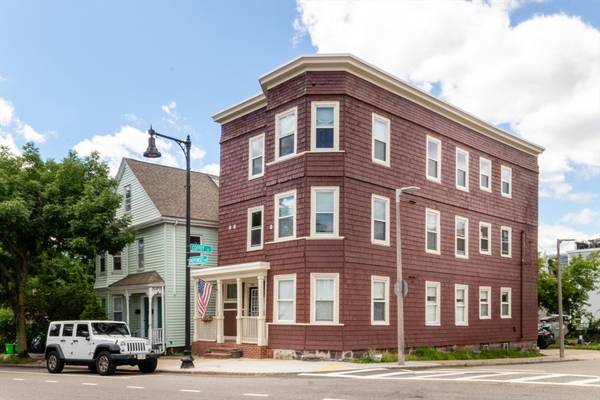 285 Neponset Ave #1, Boston, MA 02122