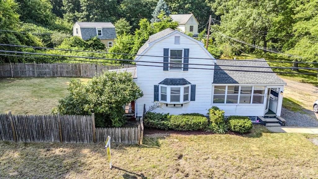 227 Groton Rd, Chelmsford, MA 01863