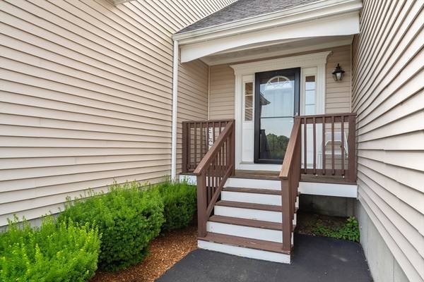 Northbridge, MA 01588,122 Quarry Rd #122