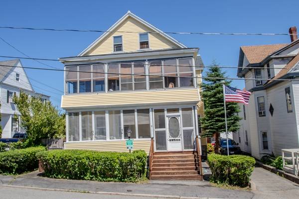 84 Gates St, Lowell, MA 01851