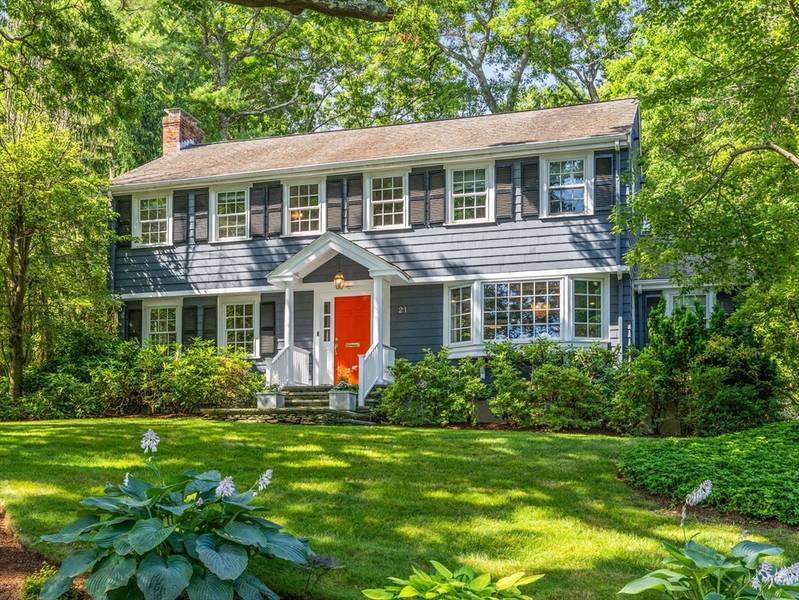 21 Sterling Rd, Wellesley, MA 02482