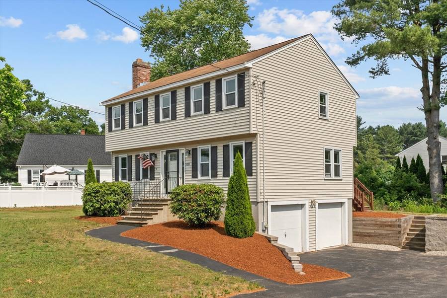 1465 Shawsheen St, Tewksbury, MA 01876