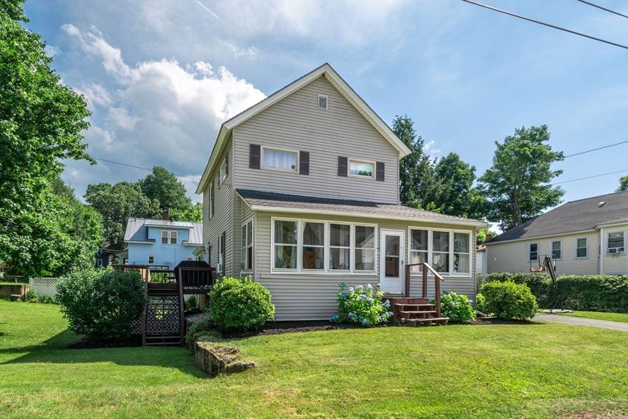 425 Wallingford Ave, Athol, MA 01331