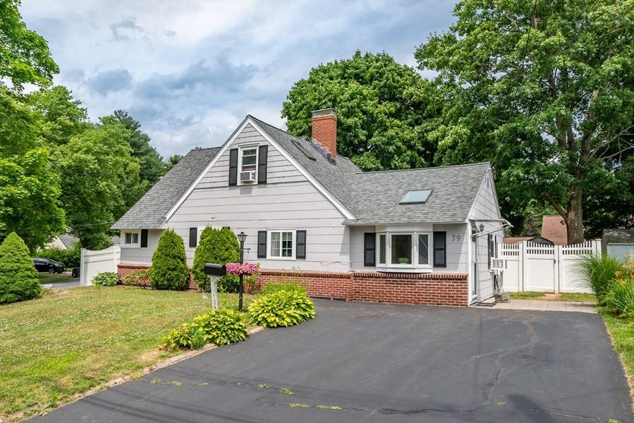 79 Mill St, Natick, MA 01760