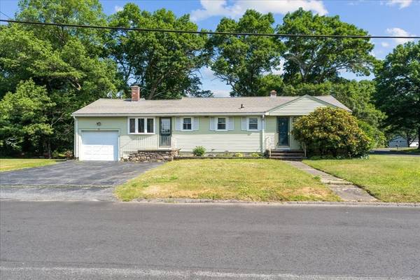 25 Maury Ln, Shrewsbury, MA 01545