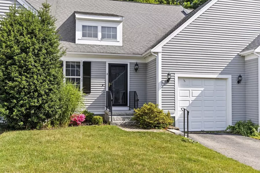 3 Adams Ct #3, Hingham, MA 02043