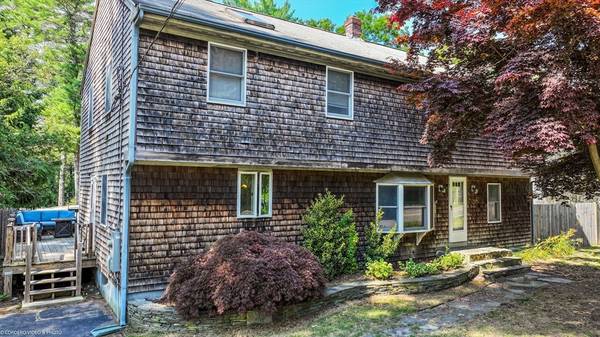 48 Chace Rd, Freetown, MA 02717