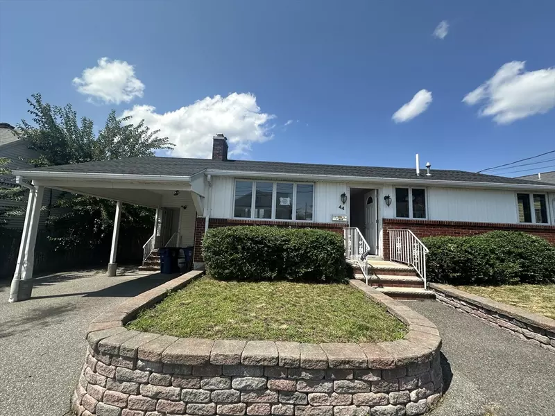 44 Gore St, Revere, MA 02151