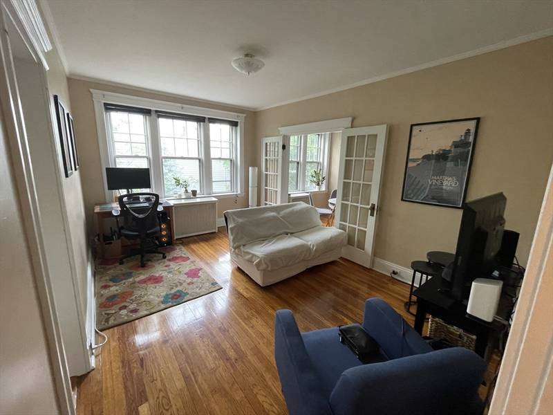 1 Crawford Street #10, Cambridge, MA 02139