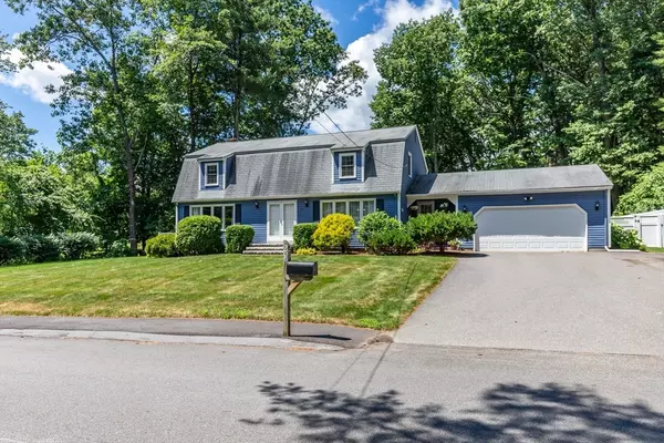 29 Kirsi Cir, Westford, MA 01886