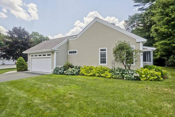 Wilbraham, MA 01095,28 High Pine Cir #28