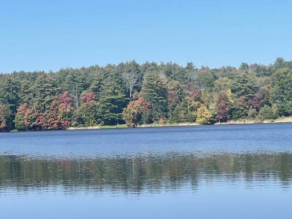 131 Shoreline Drive, West Brookfield, MA 01585