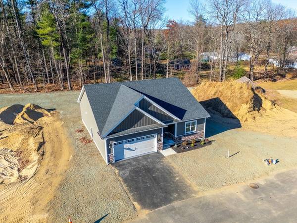 4 Nicols Way #4, Easthampton, MA 01027