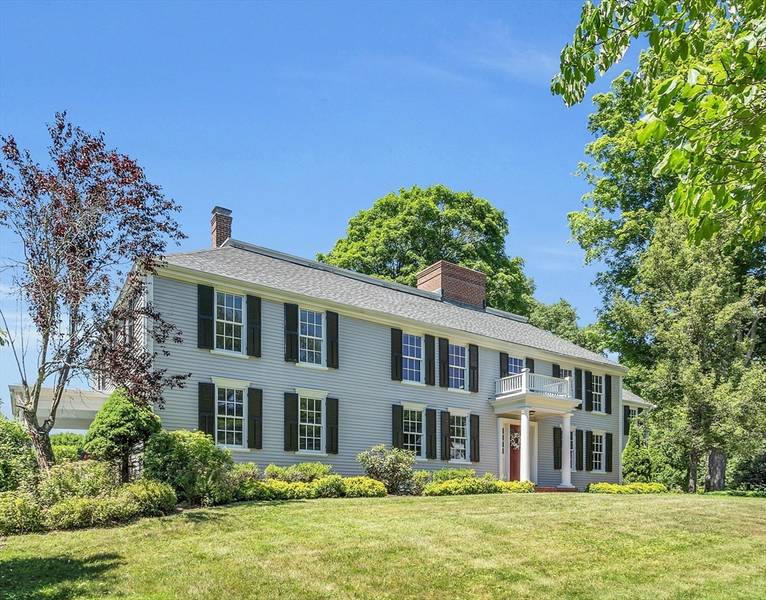 326 Great Pond Rd, North Andover, MA 01845