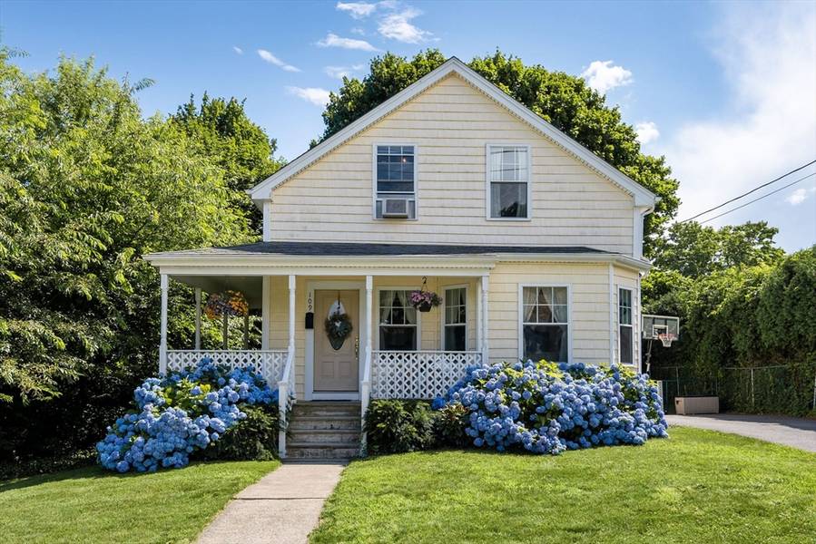 109 Read St, Somerset, MA 02726