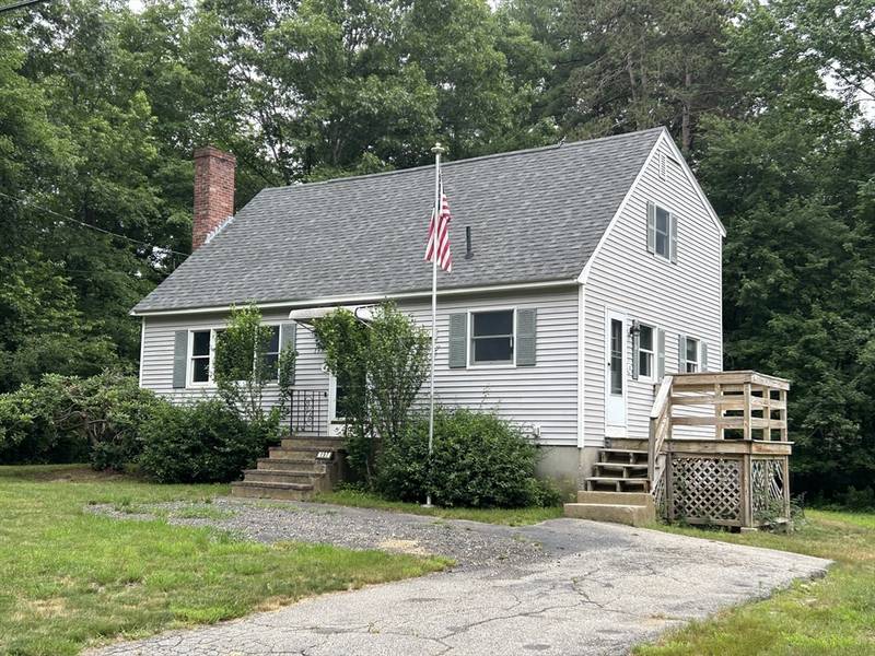 197 Vale St, Tewksbury, MA 01876