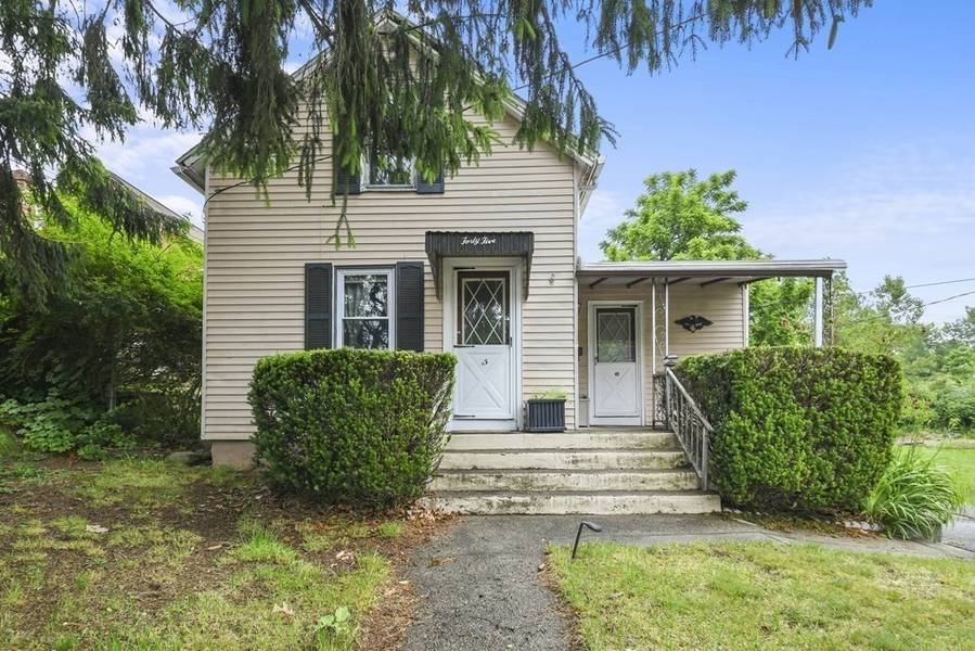 45 Carter Avenue, Blackstone, MA 01504