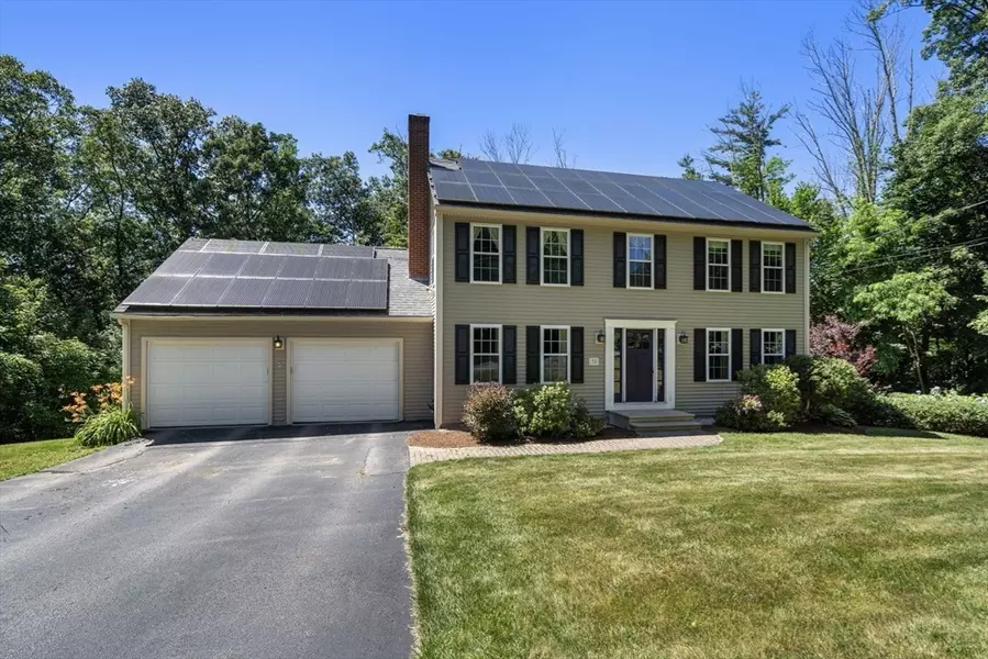 38 Mcgregory Rd, Sturbridge, MA 01566