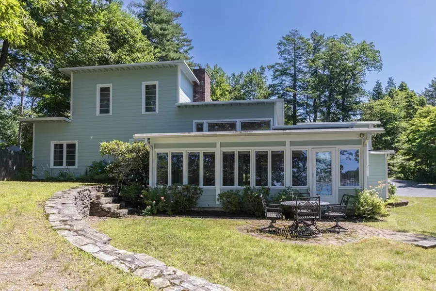 76 Laurel Lane, Lunenburg, MA 01462