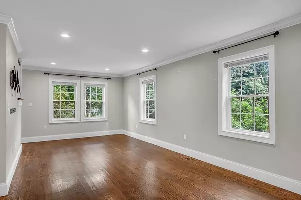 Lynnfield, MA 01940,54 Ledge Road