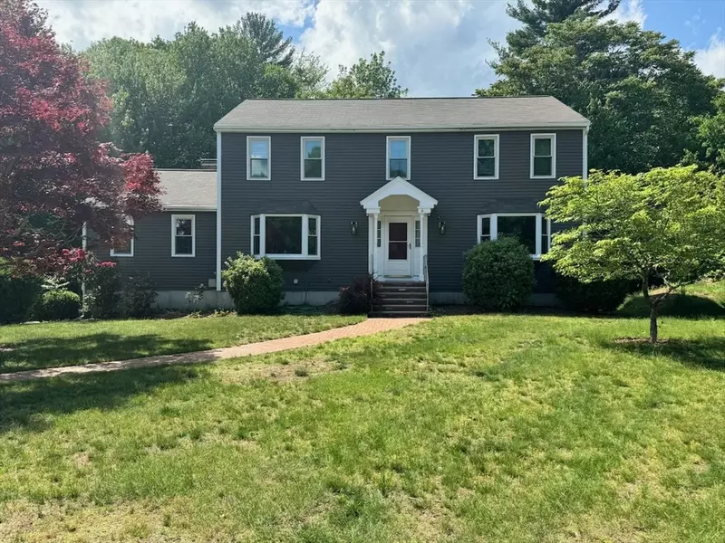 66 Westcott Rd, Hopedale, MA 01747