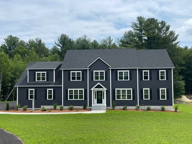 37 Paugus Trail, Groton, MA 01450