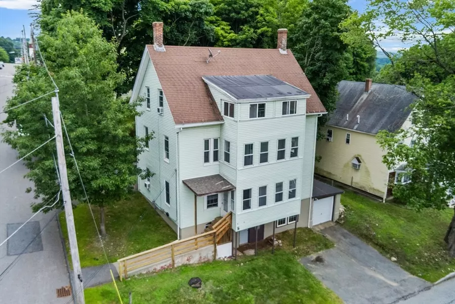 298 Pine St, Gardner, MA 01440