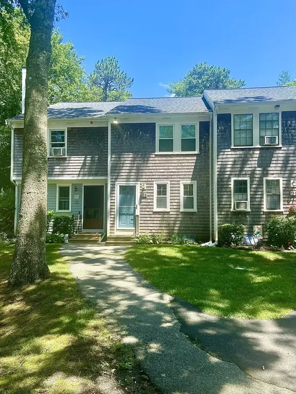 Mashpee, MA 02649,300 Falmouth Rd #13B