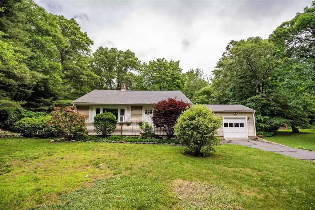 Marlborough, MA 01752,849 Pleasant St