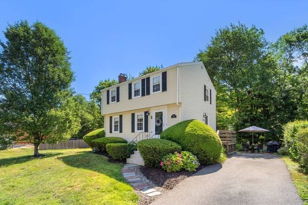 70 Brantwood Rd, Norwell, MA 02061