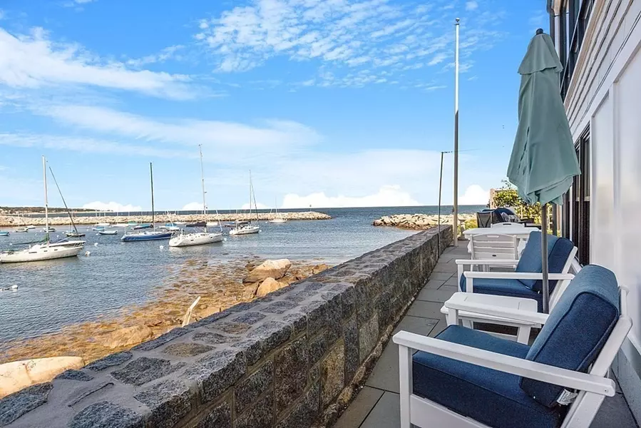 25 Atlantic Avenue #2, Rockport, MA 01966