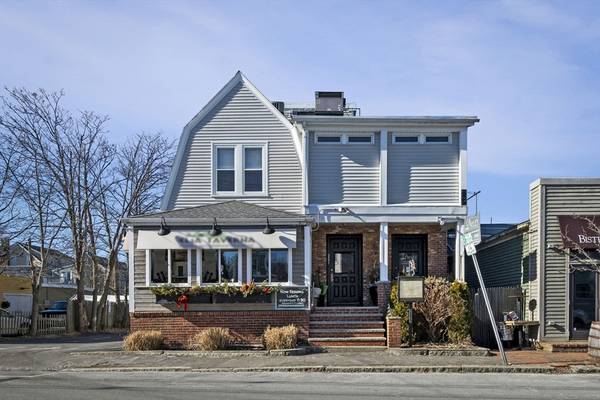 Marblehead, MA 01945,261-1 Washington Street